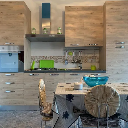 Residenza Il Melograno Tatil Evi *