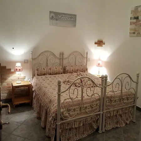 Residenza Il Melograno Tatil Evi *